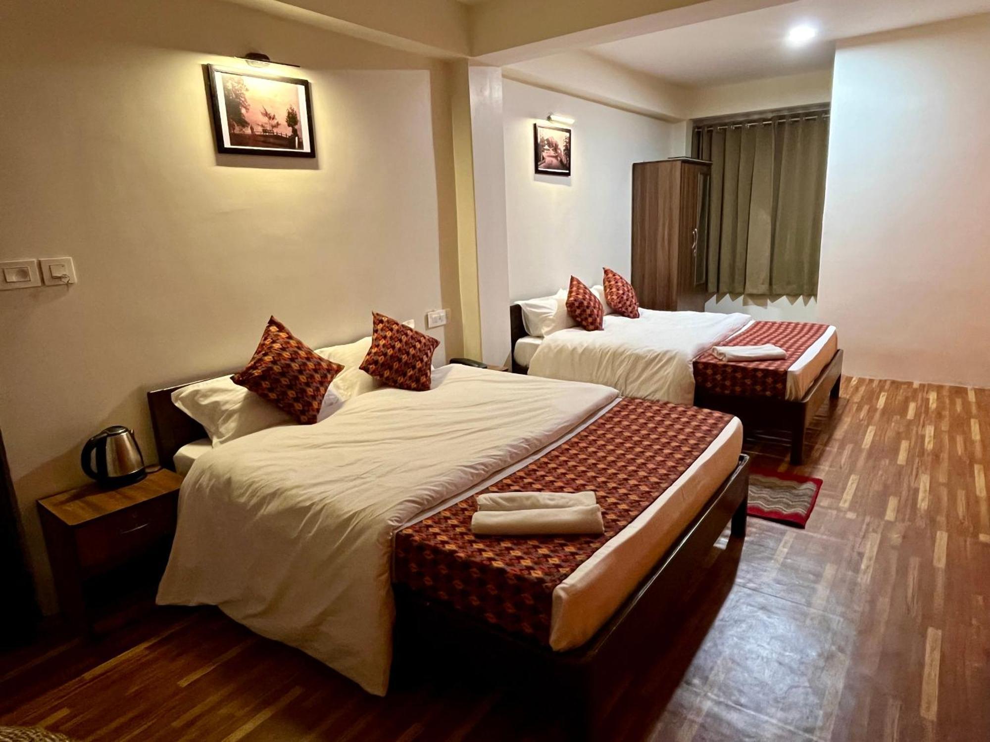 Gorkha Heritage Home Дарджилинг Экстерьер фото