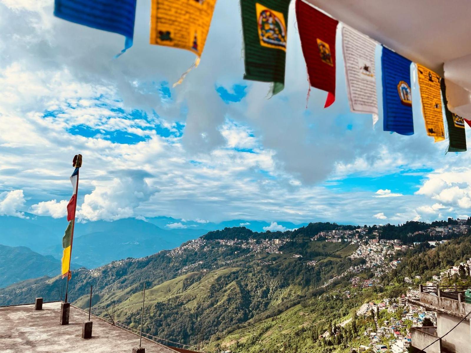 Gorkha Heritage Home Дарджилинг Экстерьер фото