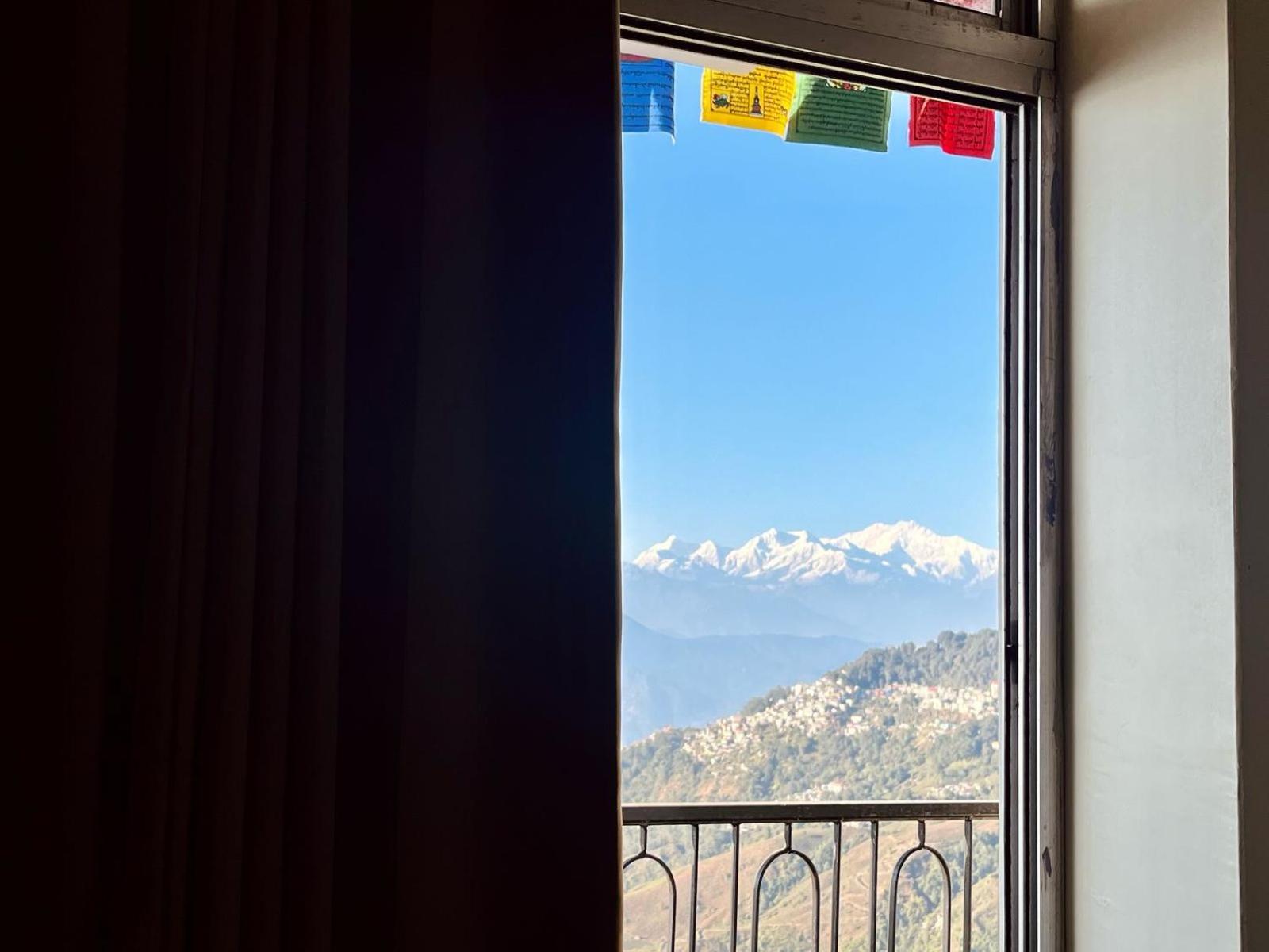Gorkha Heritage Home Дарджилинг Экстерьер фото